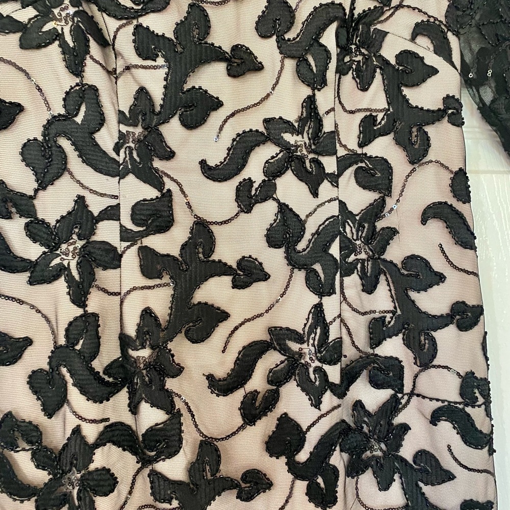 Eliza J beaded evening dress - Picture 3 of 6